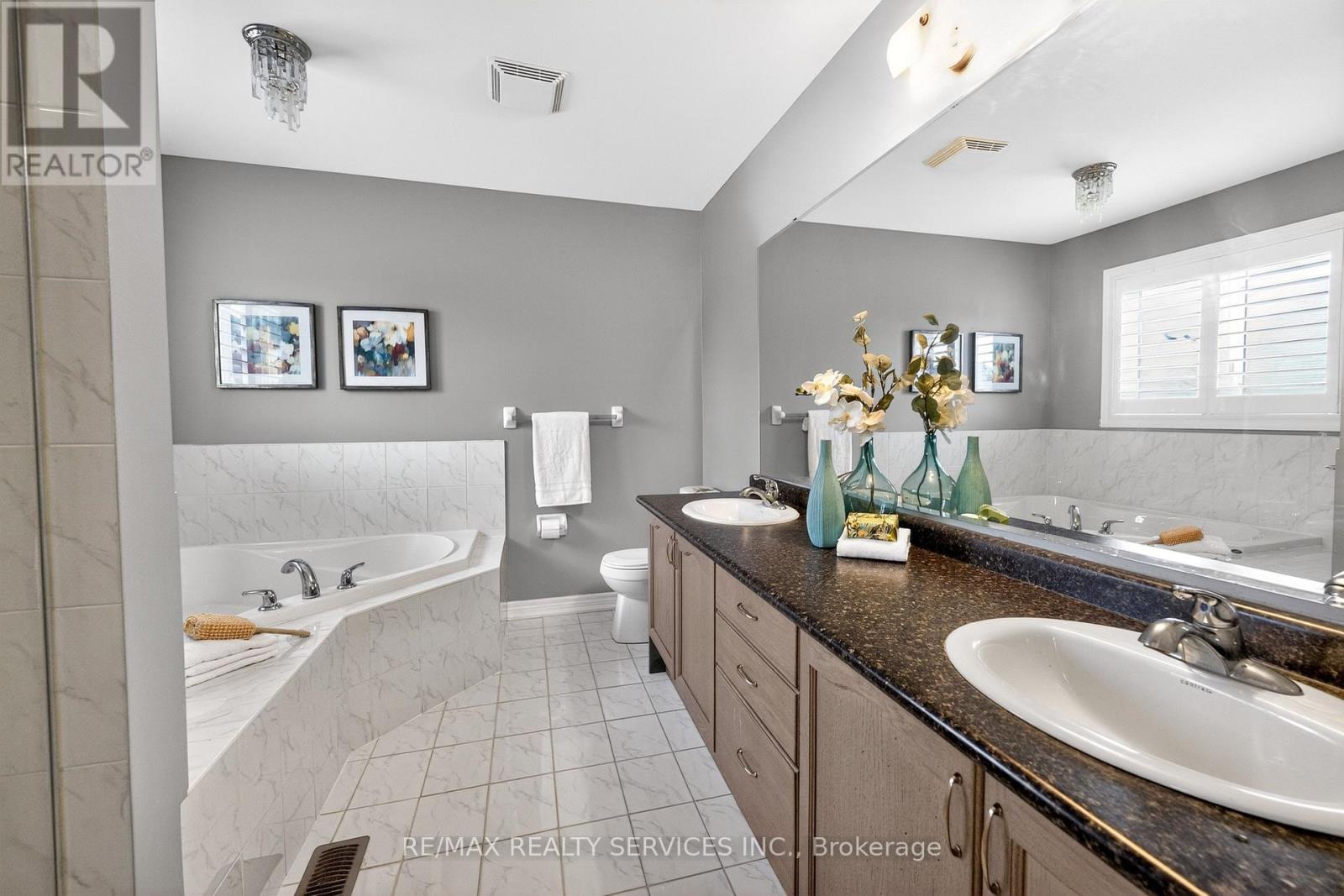 20 Maywood Street, Brampton, Ontario  L6Y 0W6 - Photo 28 - W13063106
