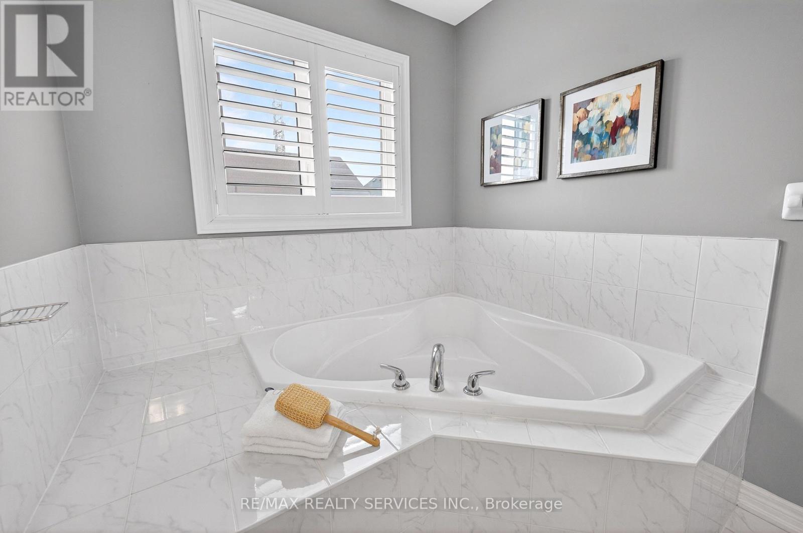 20 Maywood Street, Brampton, Ontario  L6Y 0W6 - Photo 30 - W13063106