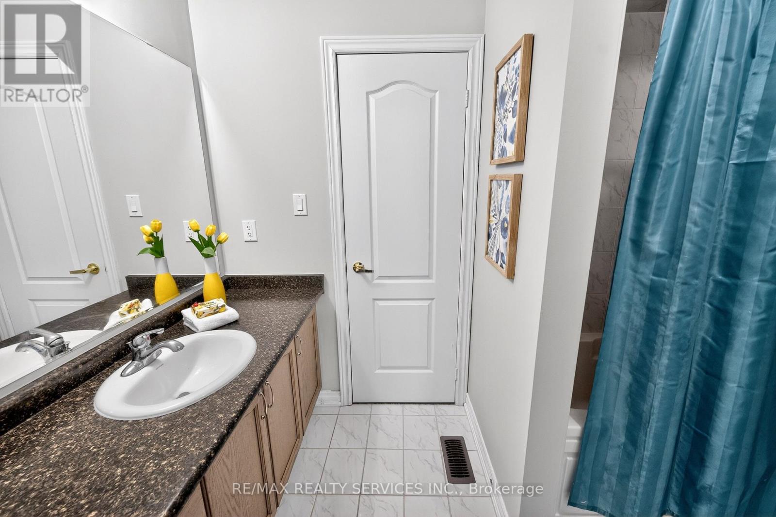 20 Maywood Street, Brampton, Ontario  L6Y 0W6 - Photo 36 - W13063106