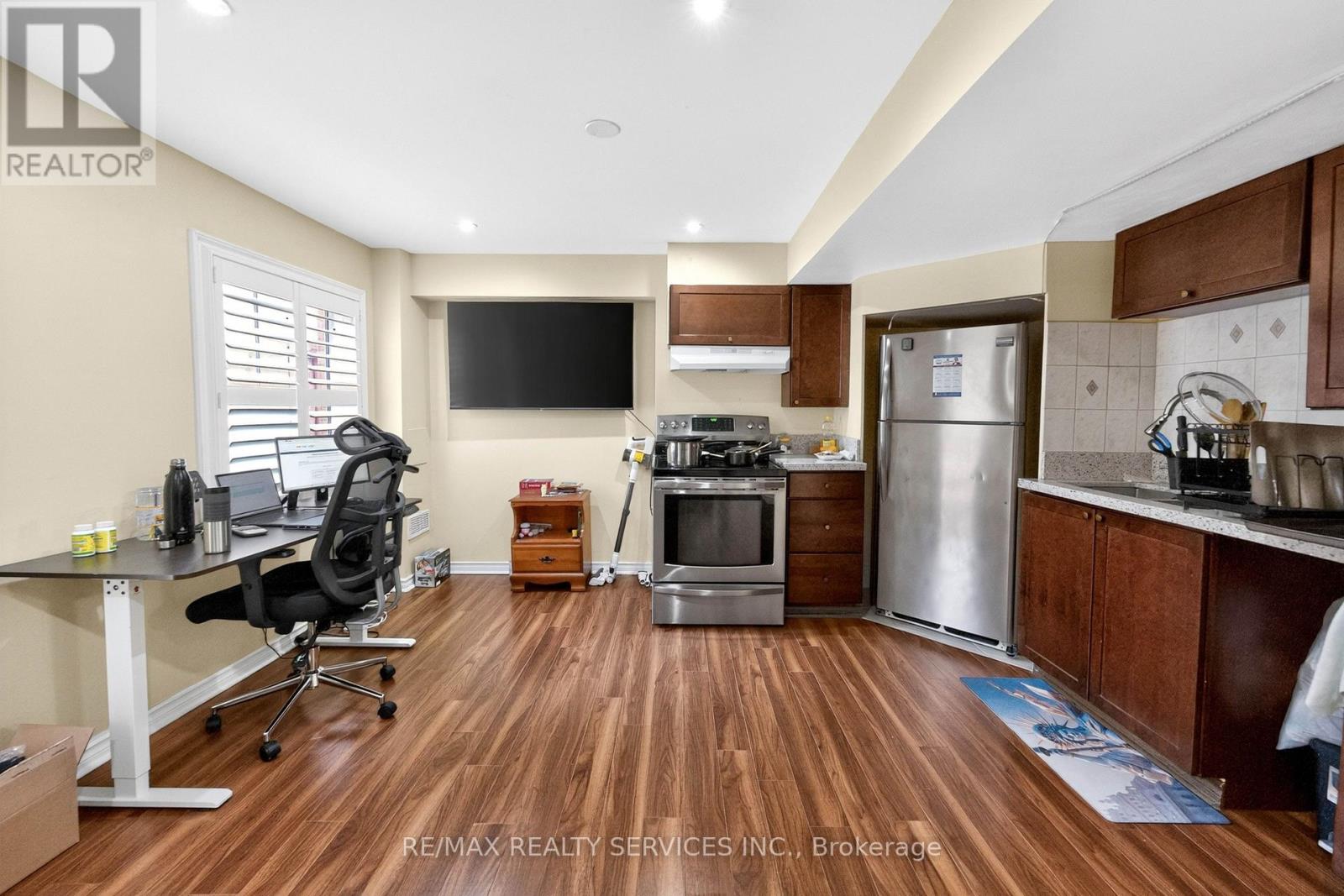 20 Maywood Street, Brampton, Ontario  L6Y 0W6 - Photo 40 - W13063106