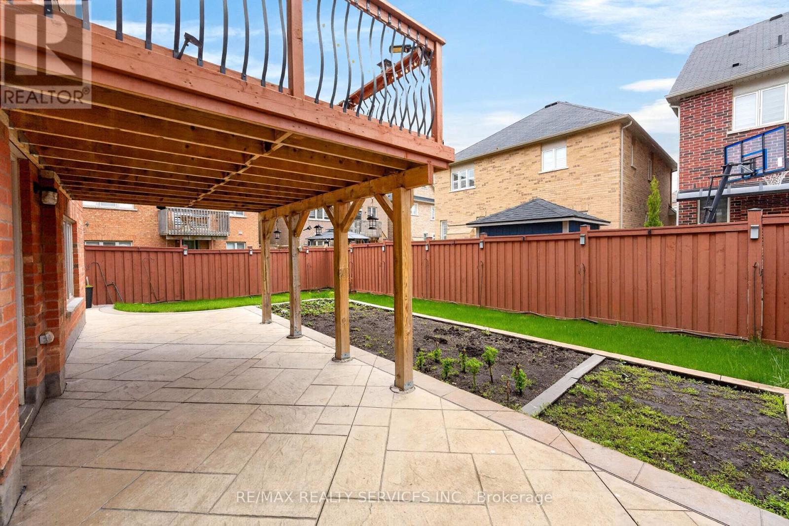 20 Maywood Street, Brampton, Ontario  L6Y 0W6 - Photo 46 - W13063106