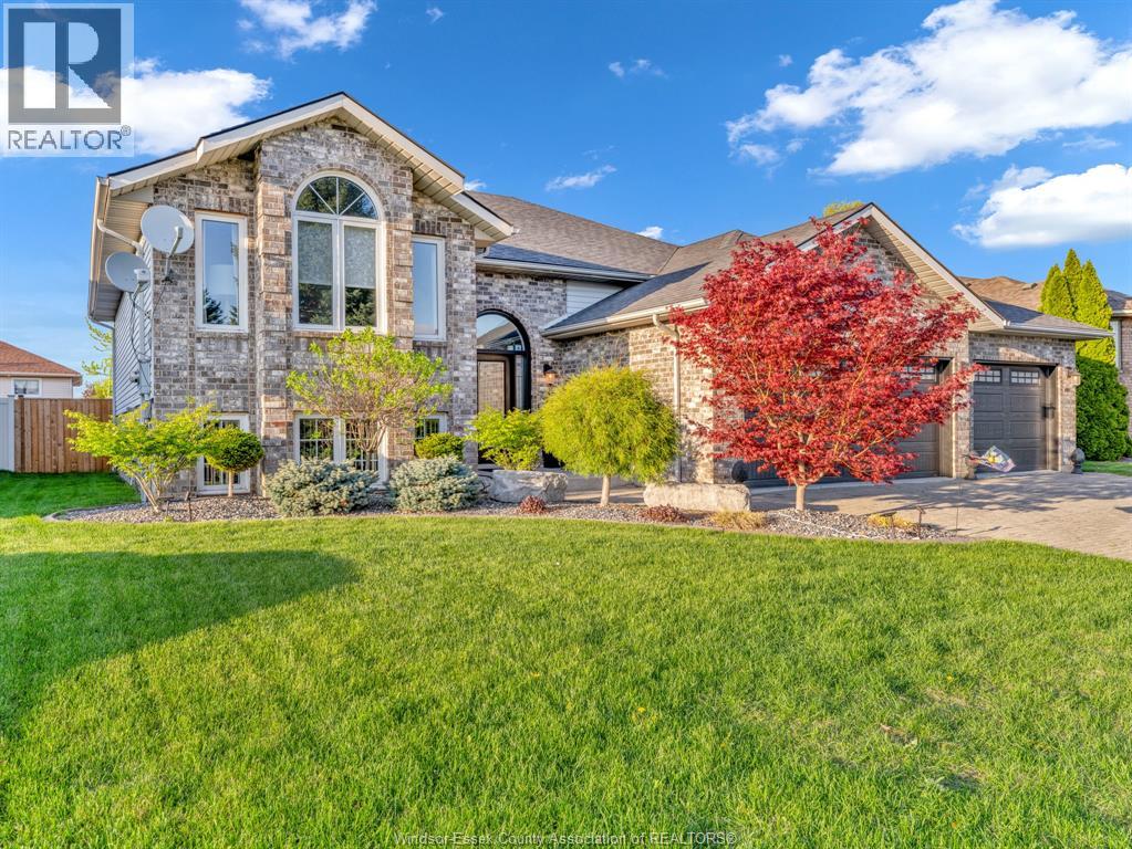 325 SUNNYSIDE BOULEVARD, LaSalle, Ontario