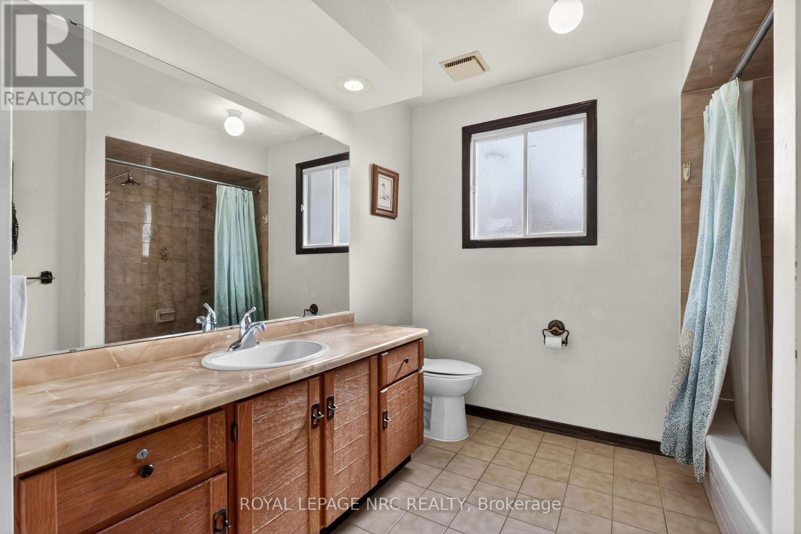 4502 Green Meadow Boulevard, Lincoln, Ontario  L0R 1B5 - Photo 30 - X13063148