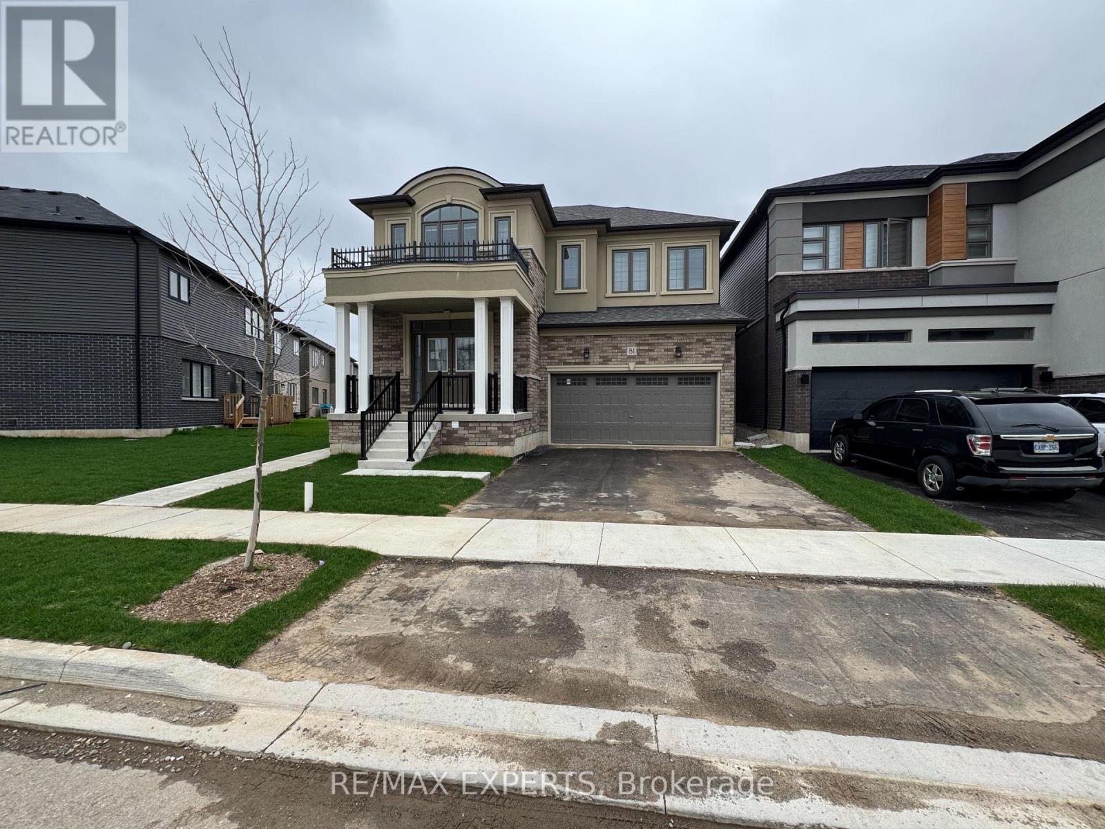 UPPER - 81 MCKERNAN AVENUE, Brantford, Ontario