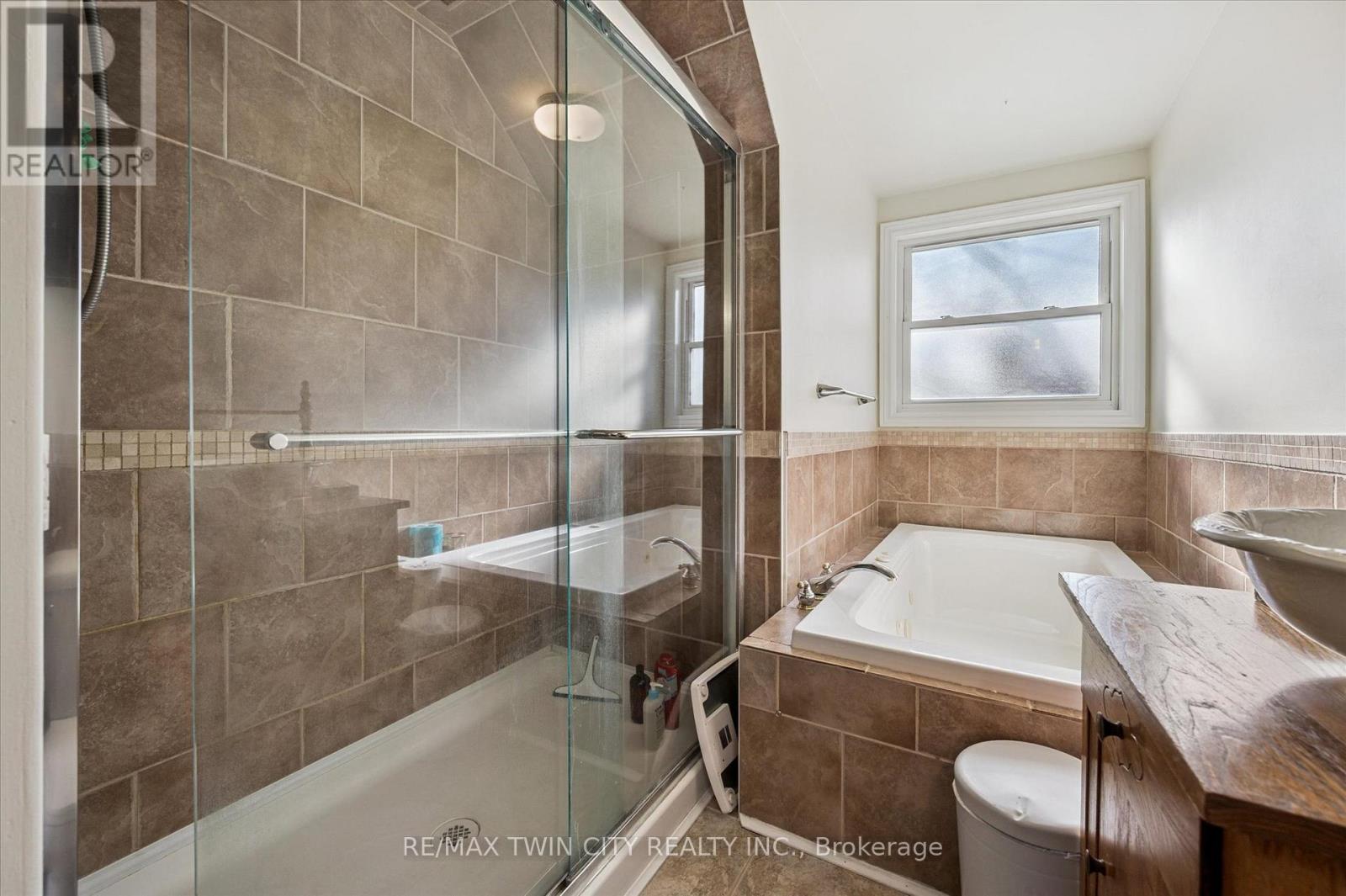 37 Edgemere Drive, Cambridge, Ontario  N1P 1A9 - Photo 30 - X13063334