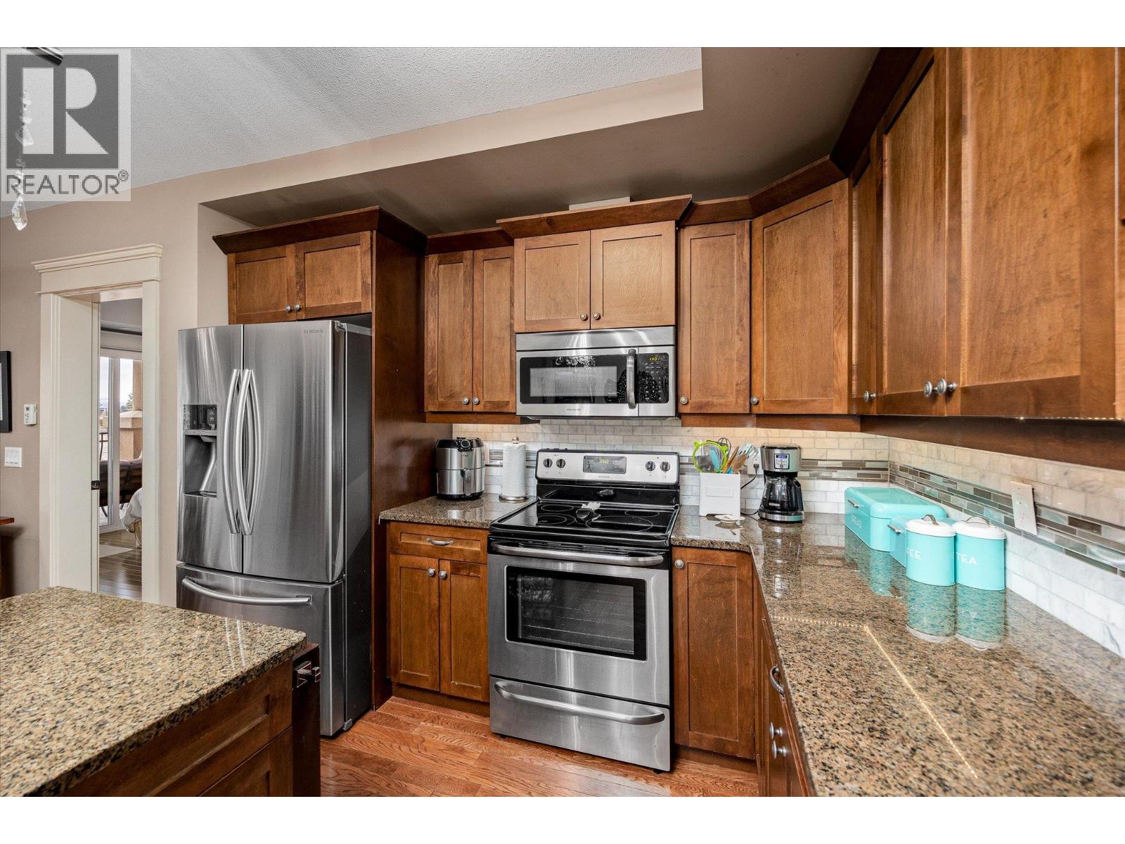 2070 Boucherie Road Unit# 403, Westbank, British Columbia  V4T 2C6 - Photo 6 - 10385317