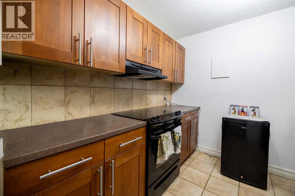 208, 4944 Dalton Drive NW, Calgary, Alberta  T3A 2E6 - Photo 10 - A2272072