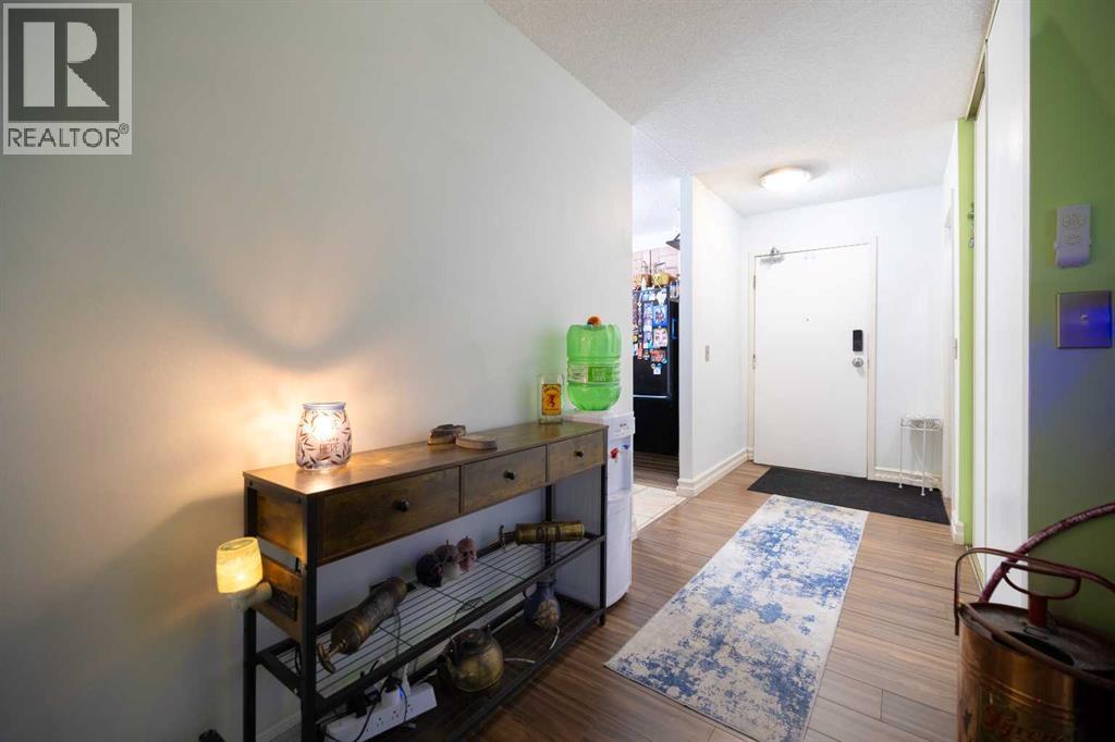 208, 4944 Dalton Drive NW, Calgary, Alberta  T3A 2E6 - Photo 8 - A2272072