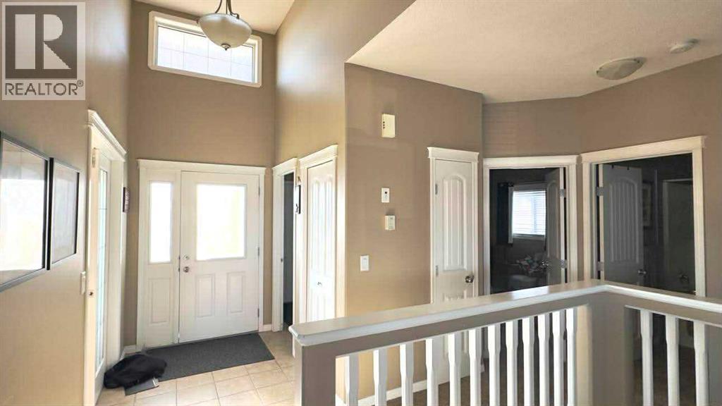 10201 Landing Drive Drive, Grande Prairie, Alberta  T8X 0B5 - Photo 2 - A2305407