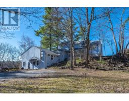3860 DESERT LAKE ROAD, Frontenac, Ontario