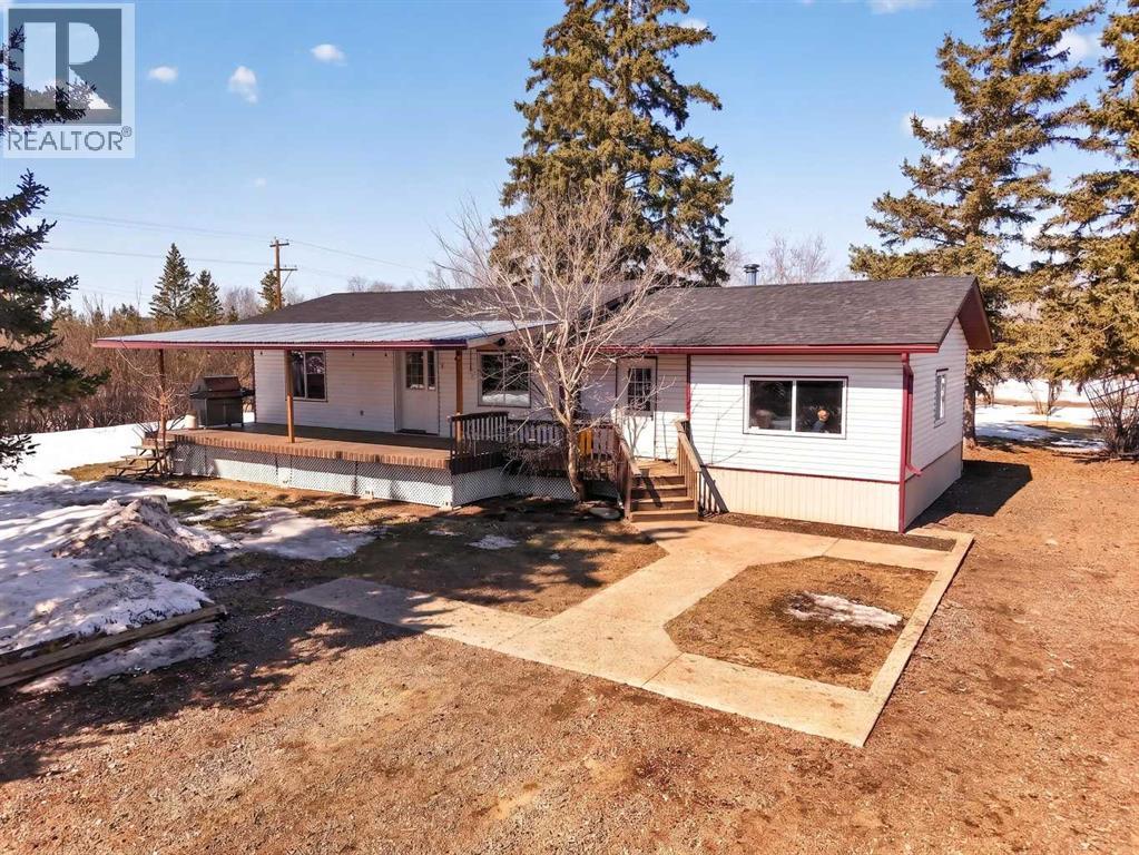 107523 Highway 697, Rural Mackenzie County, Alberta  T0H 2H0 - Photo 2 - A2306617