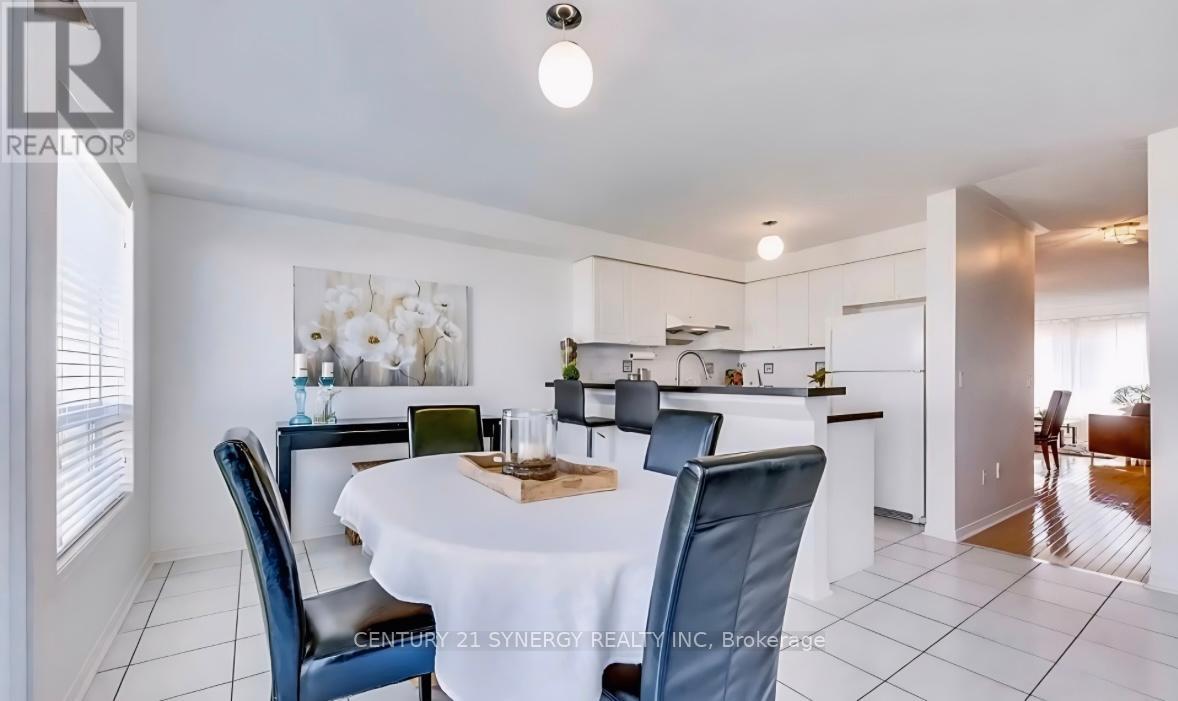 106 - 5055 Heatherleigh Avenue, Mississauga, Ontario  L5V 2R8 - Photo 5 - W13063546