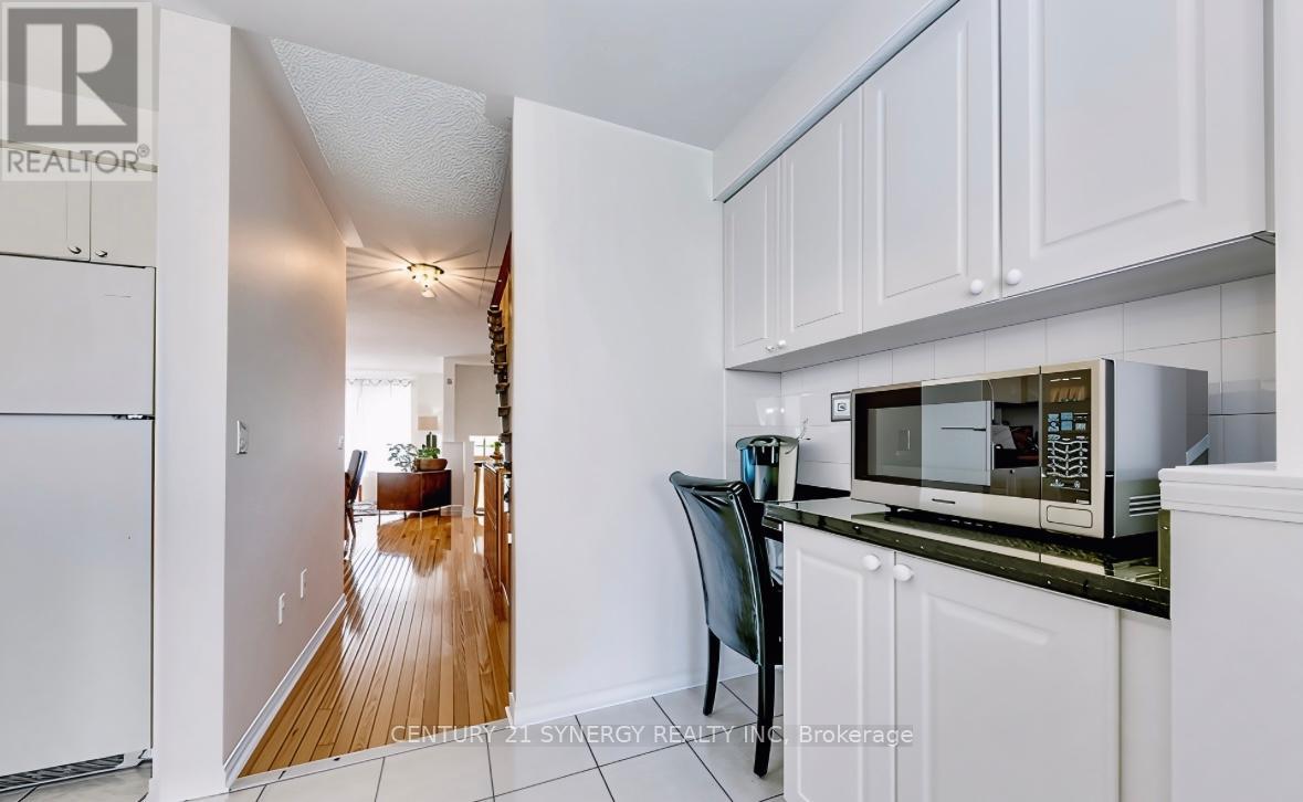 106 - 5055 Heatherleigh Avenue, Mississauga, Ontario  L5V 2R8 - Photo 9 - W13063546