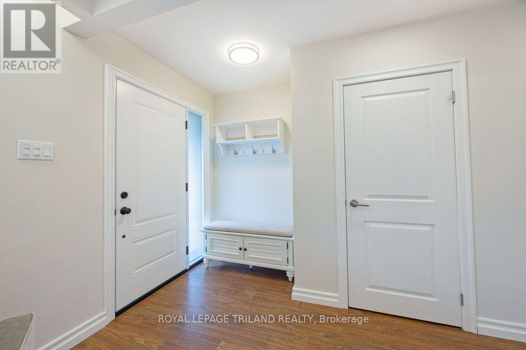 667 Glengyle Crescent, London North, Ontario  N5X 1X8 - Photo 3 - X13063380