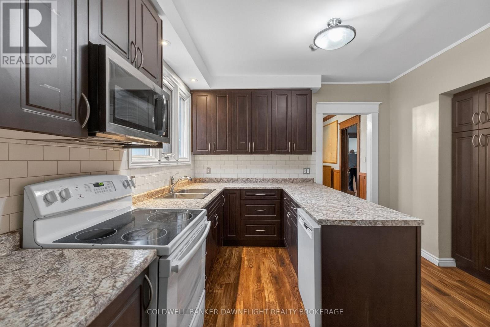 193 Wharncliffe Road S, London South, Ontario  N6J 2K8 - Photo 8 - X13063406