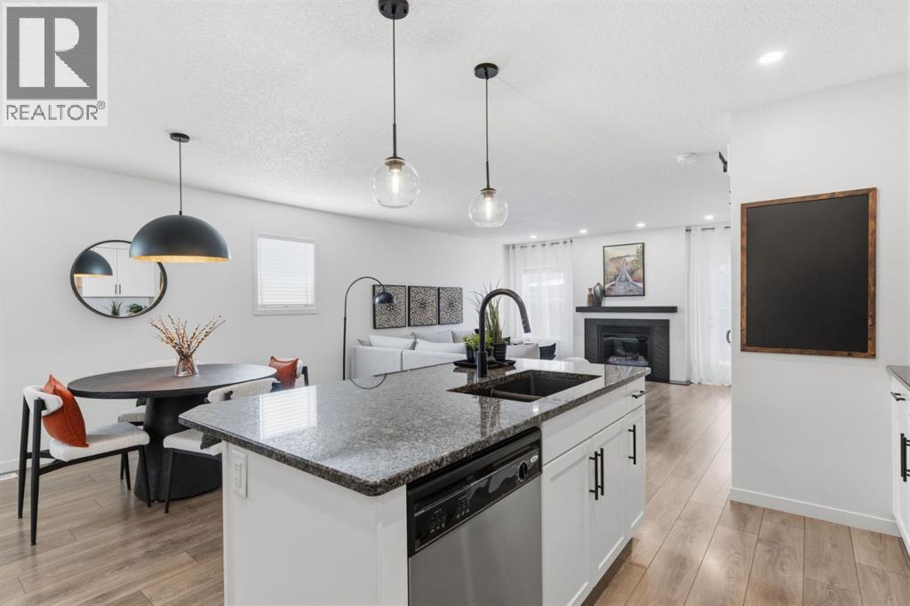 124 Cranston Gate Se, Calgary, Alberta  T3M 0Z5 - Photo 10 - A2302235