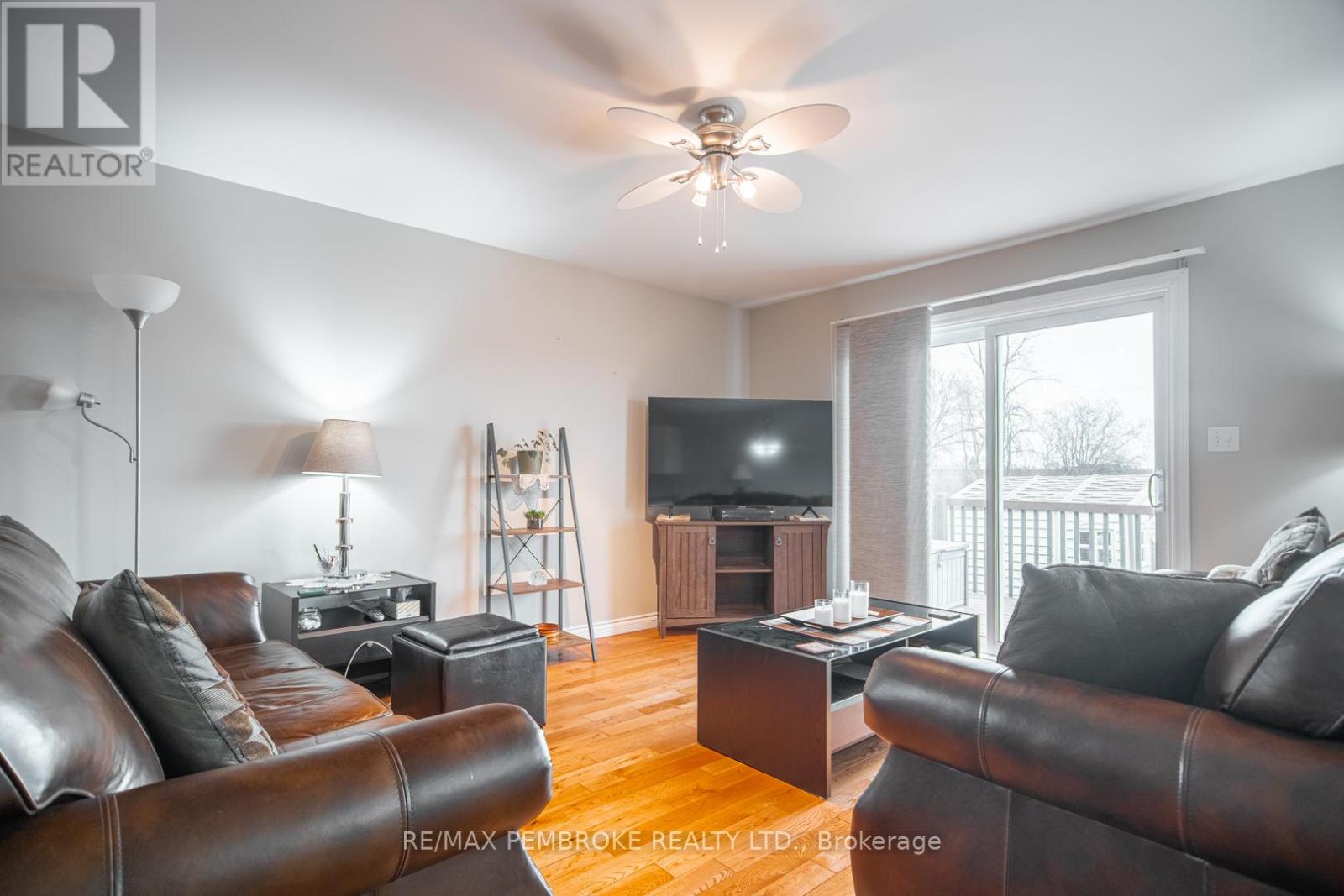 317 Matheson Drive, Pembroke, Ontario  K8A 8L2 - Photo 15 - X13063400