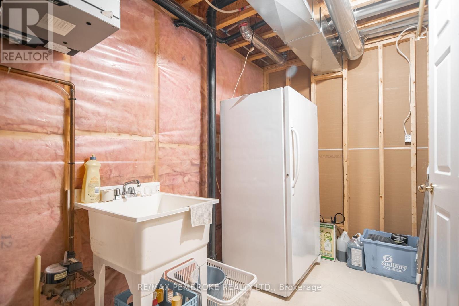 317 Matheson Drive, Pembroke, Ontario  K8A 8L2 - Photo 34 - X13063400