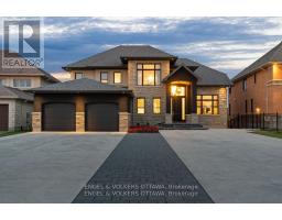151 WINDING WAY, Ottawa, Ontario