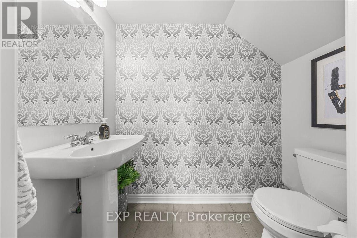 704 Lapland Private, Ottawa, Ontario  K2V 0S4 - Photo 19 - X13063544