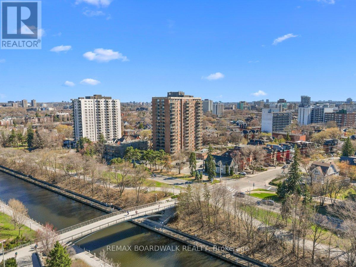 702 - 20 THE DRIVEWAY DRIVE, Ottawa, Ontario