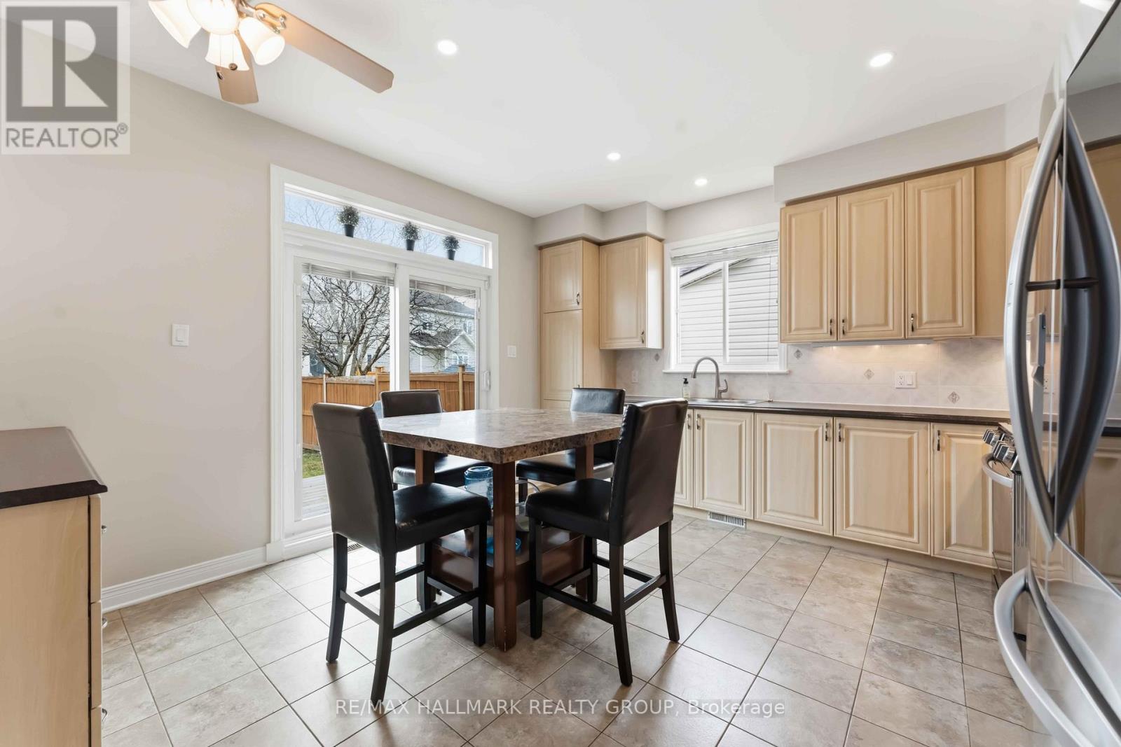 22 Oak Grove Street, Ottawa, Ontario  K2G 6R4 - Photo 10 - X13063560