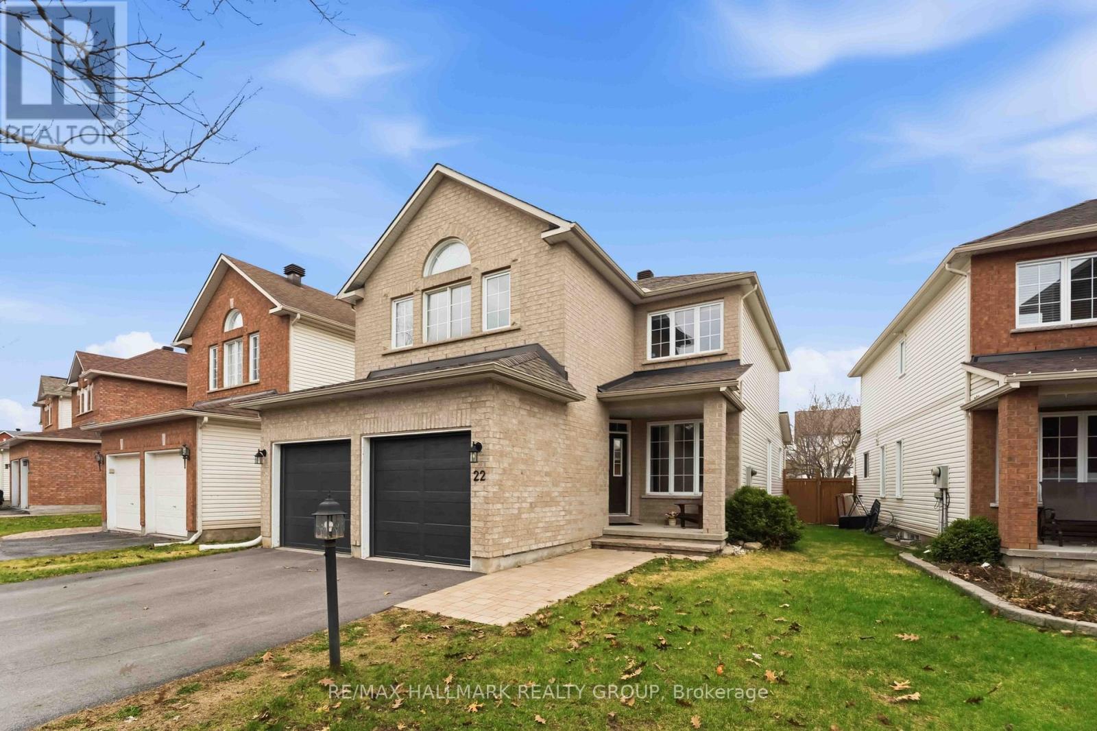 22 Oak Grove Street, Ottawa, Ontario  K2G 6R4 - Photo 2 - X13063560