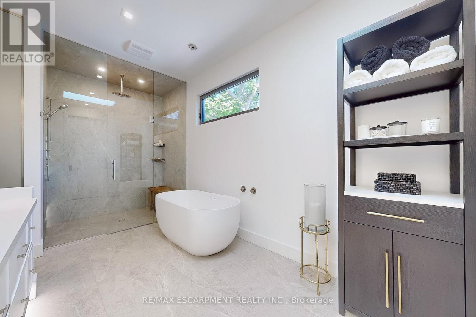 977 Gorton Avenue, Burlington, Ontario  L7T 1S6 - Photo 22 - W12996426