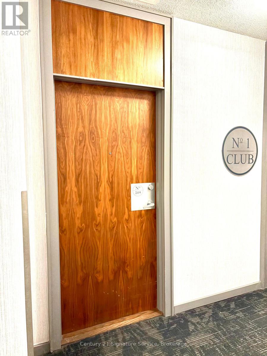 209 - 33 Elm Drive W, Mississauga, Ontario  L5B 4M2 - Photo 21 - W13053340