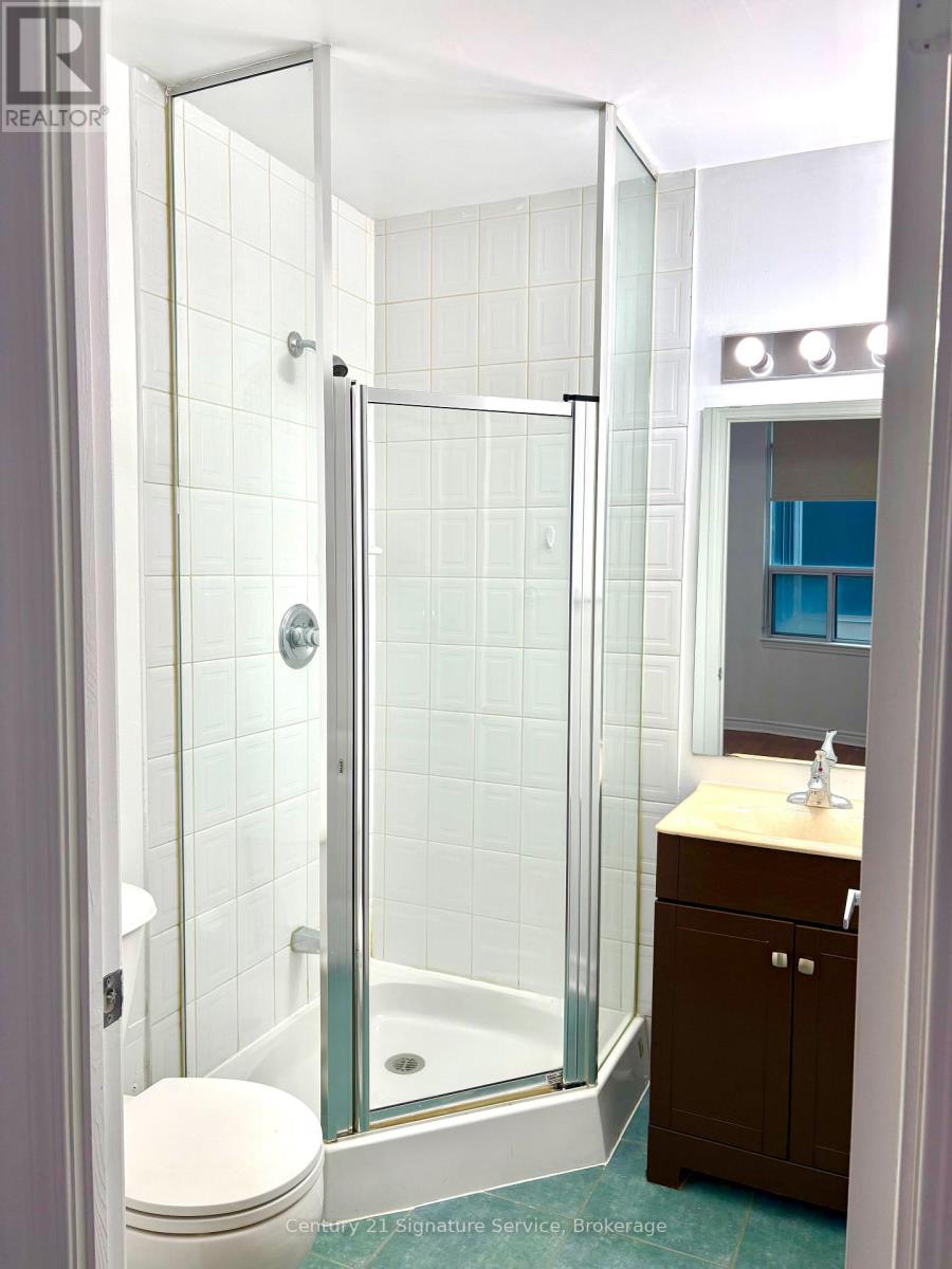 209 - 33 Elm Drive W, Mississauga, Ontario  L5B 4M2 - Photo 18 - W13053340