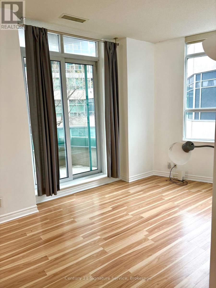 209 - 33 Elm Drive W, Mississauga, Ontario  L5B 4M2 - Photo 12 - W13053340