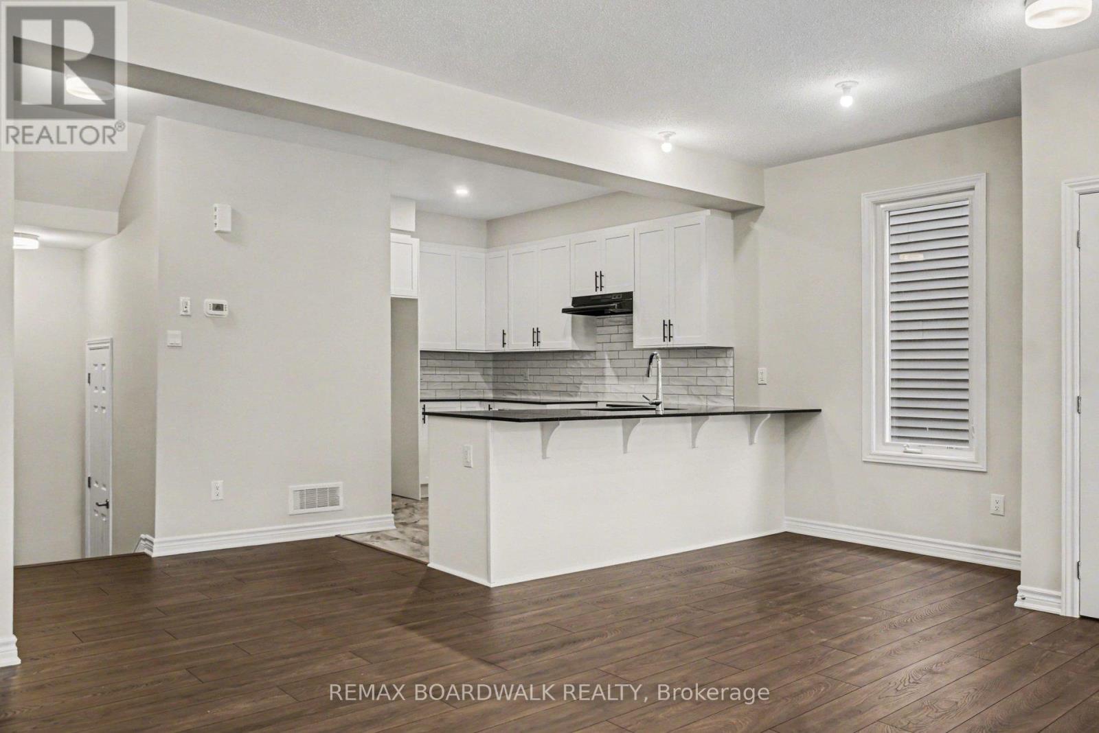 83 Ryan Reynolds Way, Ottawa, Ontario  K4A 5T4 - Photo 4 - X13060902
