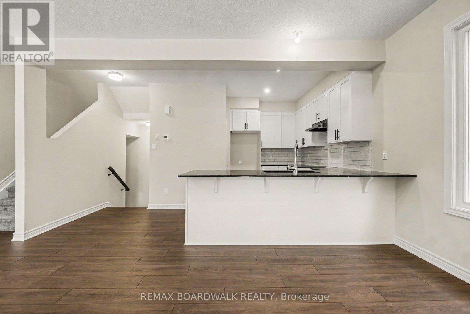 83 Ryan Reynolds Way, Ottawa, Ontario  K4A 5T4 - Photo 8 - X13060902