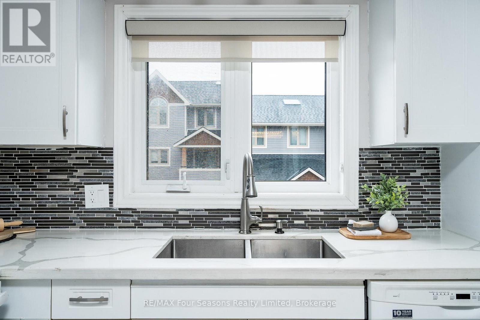 25 - 25 Starboard Road, Collingwood, Ontario  L9Y 5C8 - Photo 32 - S13063378