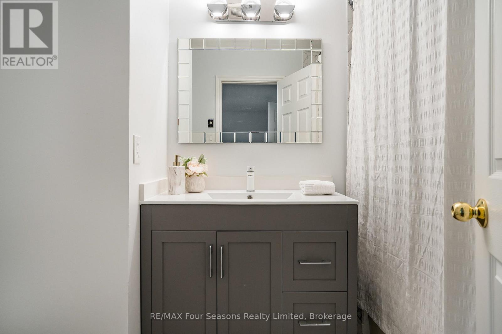 25 - 25 Starboard Road, Collingwood, Ontario  L9Y 5C8 - Photo 37 - S13063378