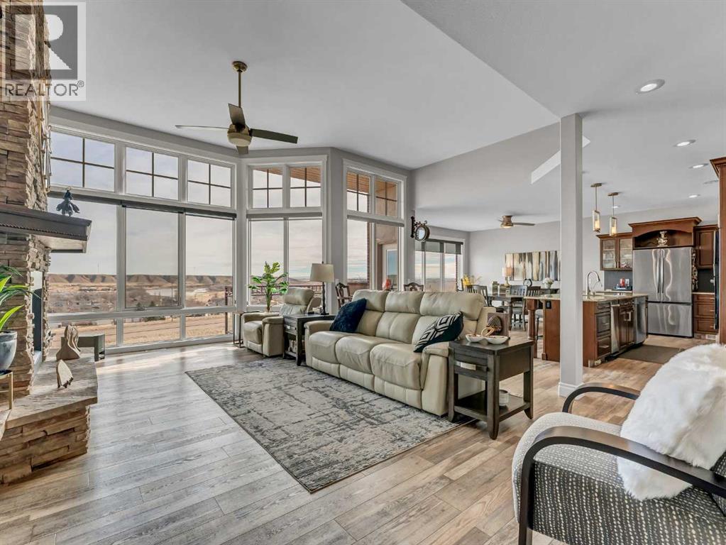 24 Palisades Mews NE, Medicine Hat, Alberta  T1C 2B5 - Photo 6 - A2294617