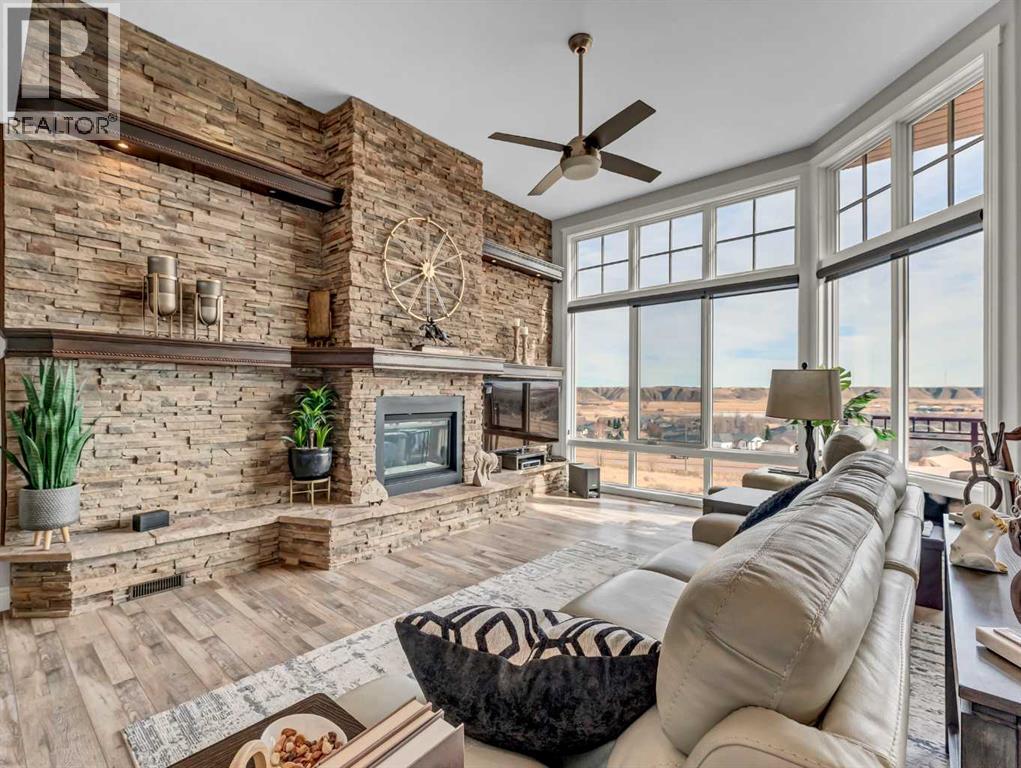 24 Palisades Mews NE, Medicine Hat, Alberta  T1C 2B5 - Photo 8 - A2294617