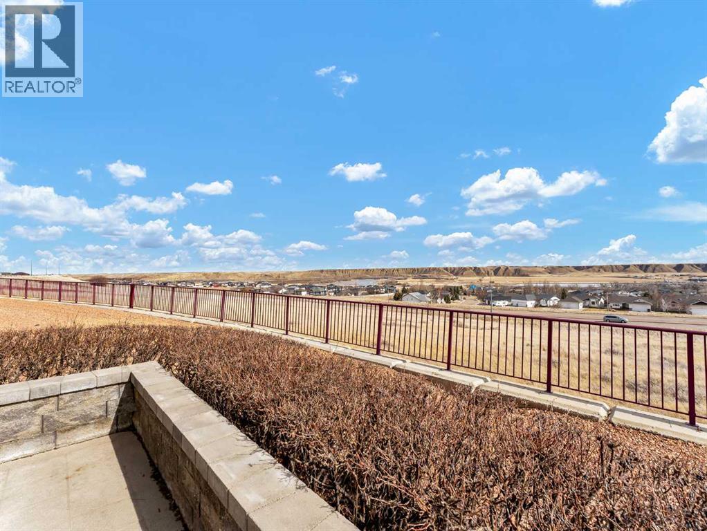 24 Palisades Mews NE, Medicine Hat, Alberta  T1C 2B5 - Photo 41 - A2294617