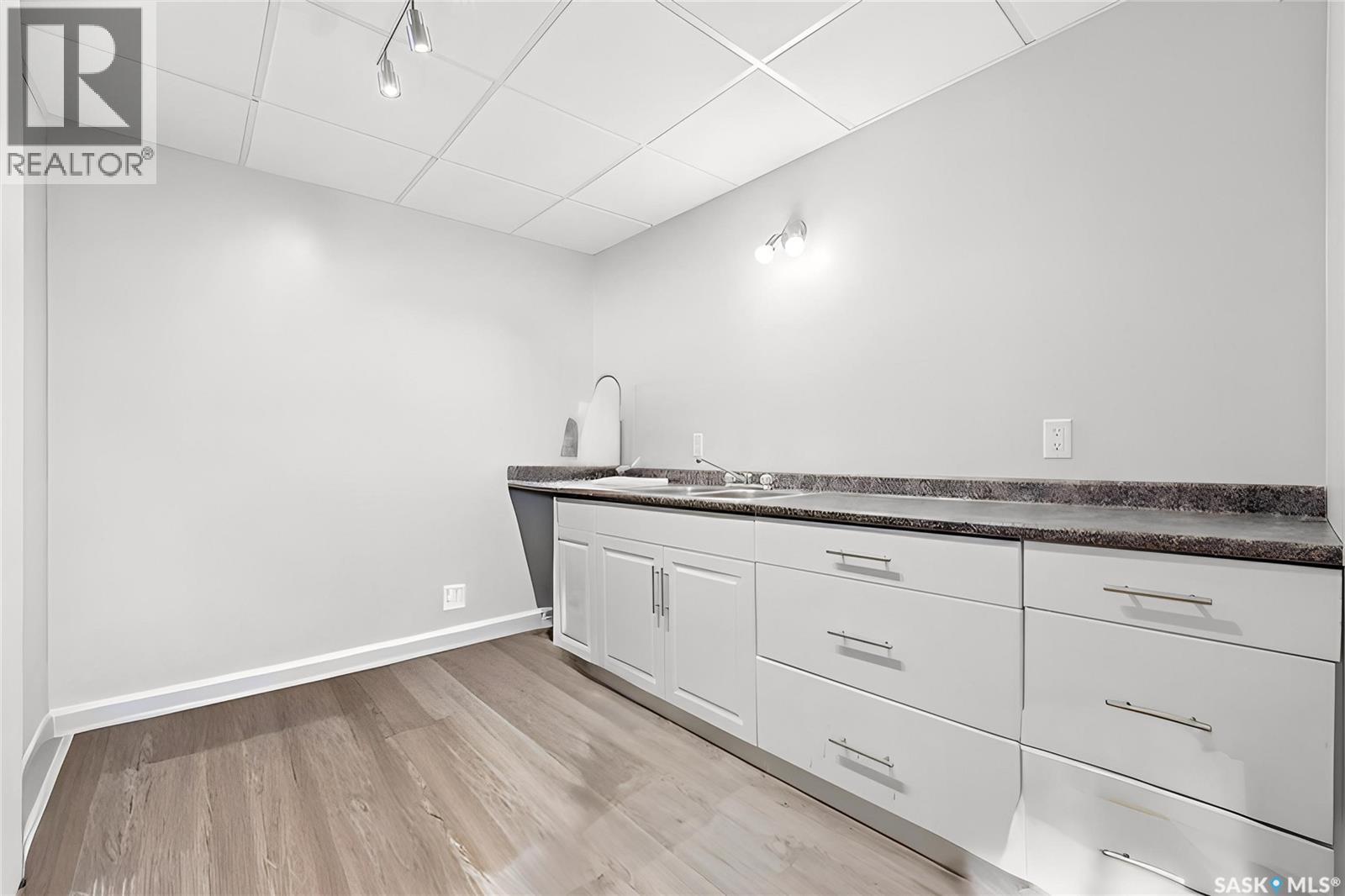 5 Corbin Bay, Grand Coulee, Saskatchewan  S4M 0A3 - Photo 38 - SK033037