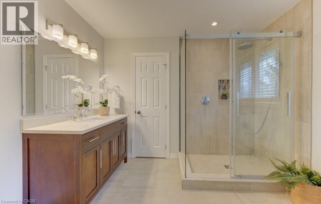 333 Calvington Place, Waterloo, Ontario  N2T 1R1 - Photo 31 - 40824931