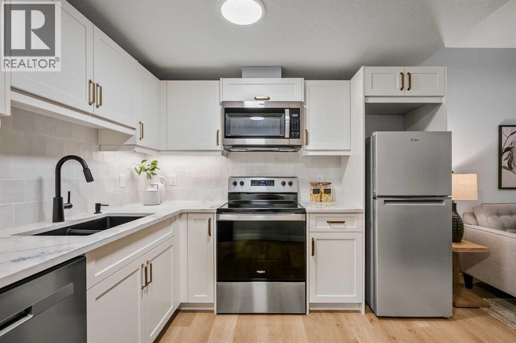 45 Wolf Hollow Common SE, Calgary, Alberta  T2X 6A2 - Photo 35 - A2293725