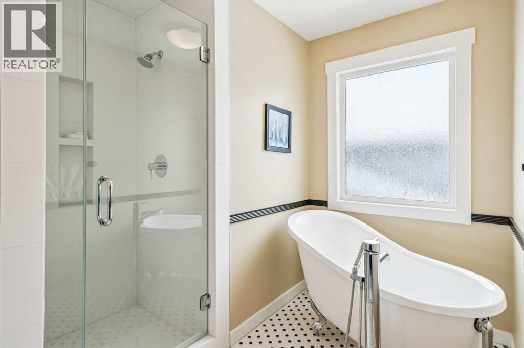 27 Woodacres Way SW, Calgary, Alberta  T2W 4W2 - Photo 25 - A2295259