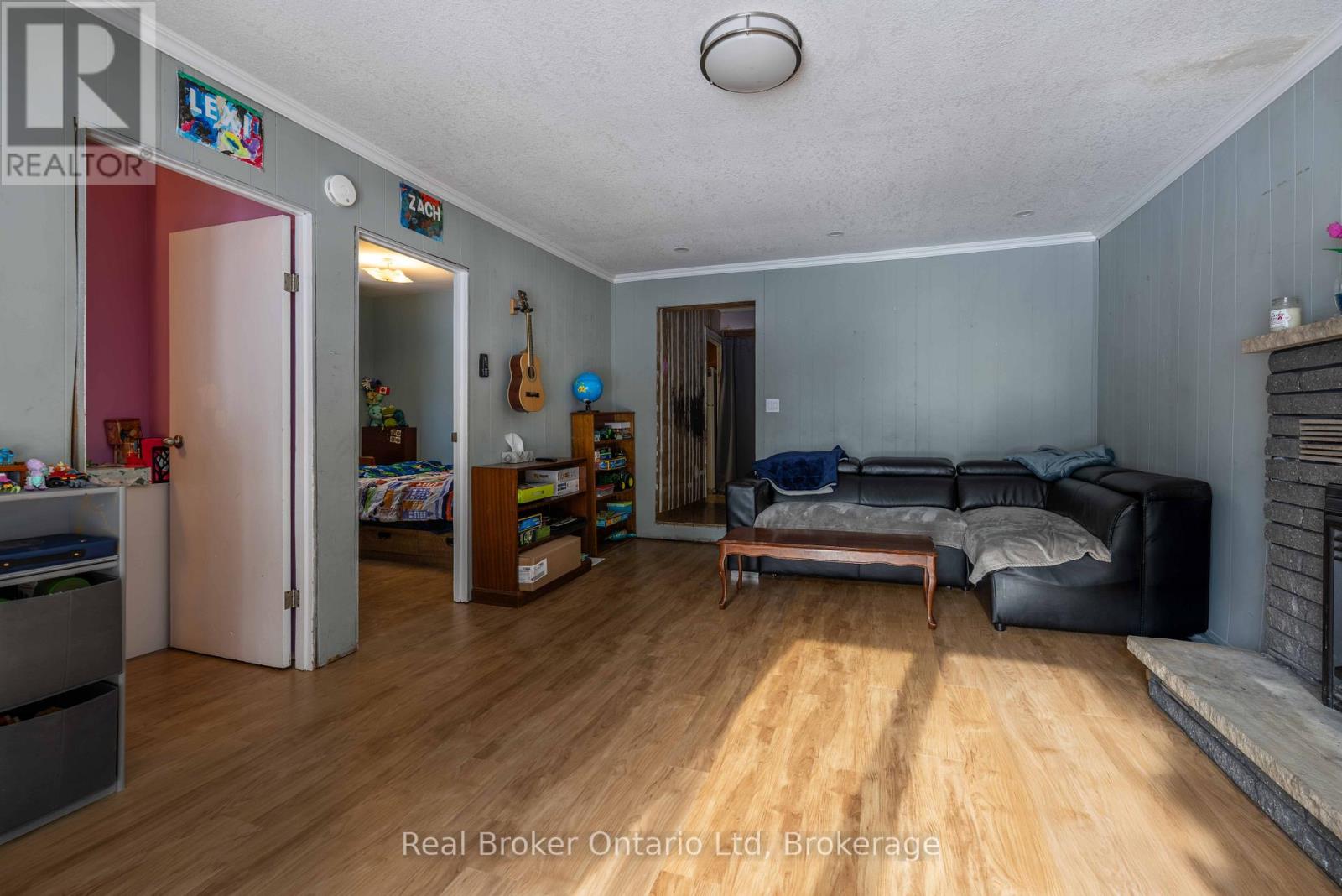 102008 Grey 5 Road, Georgian Bluffs, Ontario  N4K 5N5 - Photo 15 - X13063390