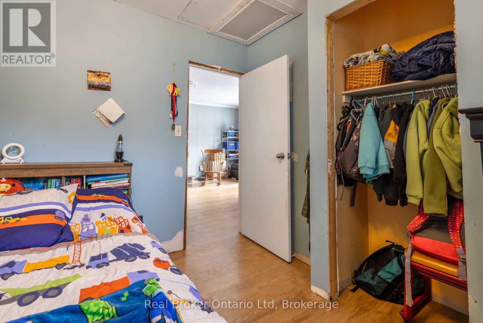 102008 Grey 5 Road, Georgian Bluffs, Ontario  N4K 5N5 - Photo 20 - X13063390