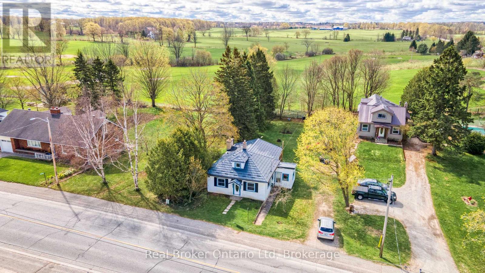 102008 Grey 5 Road, Georgian Bluffs, Ontario  N4K 5N5 - Photo 23 - X13063390