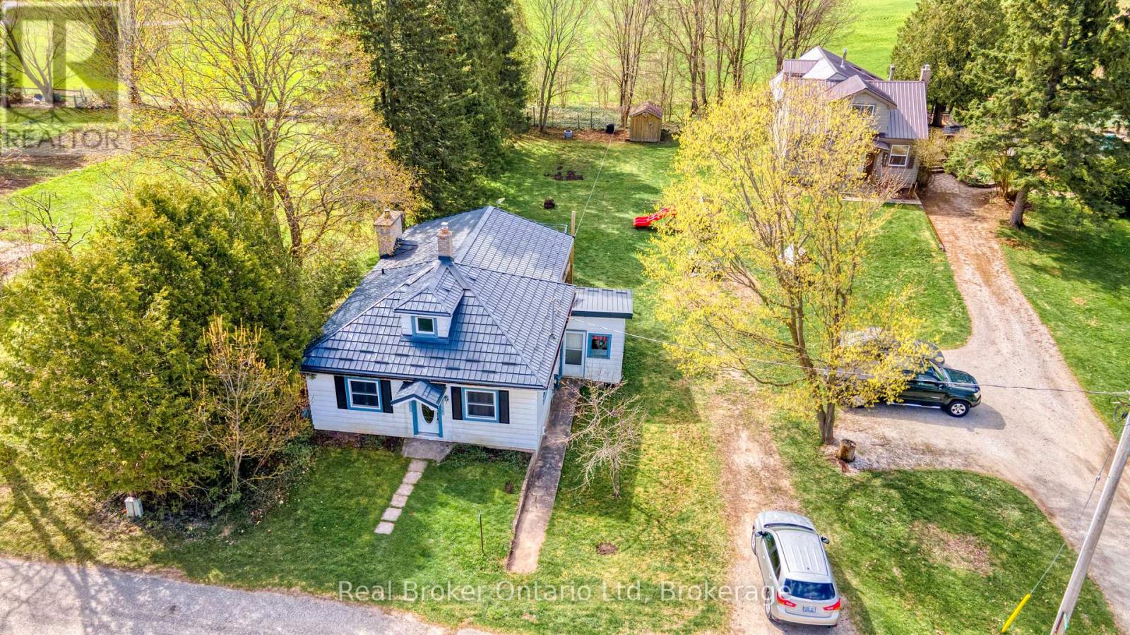 102008 Grey 5 Road, Georgian Bluffs, Ontario  N4K 5N5 - Photo 4 - X13063390