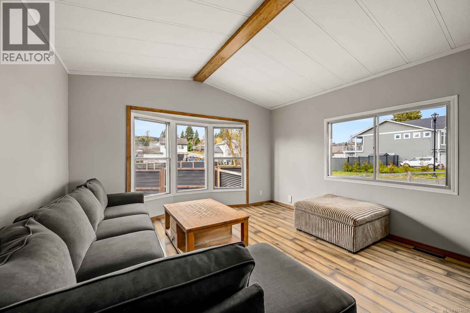 3378 Nikkei Pl, Cumberland, British Columbia  V0R 1S0 - Photo 6 - 1034035