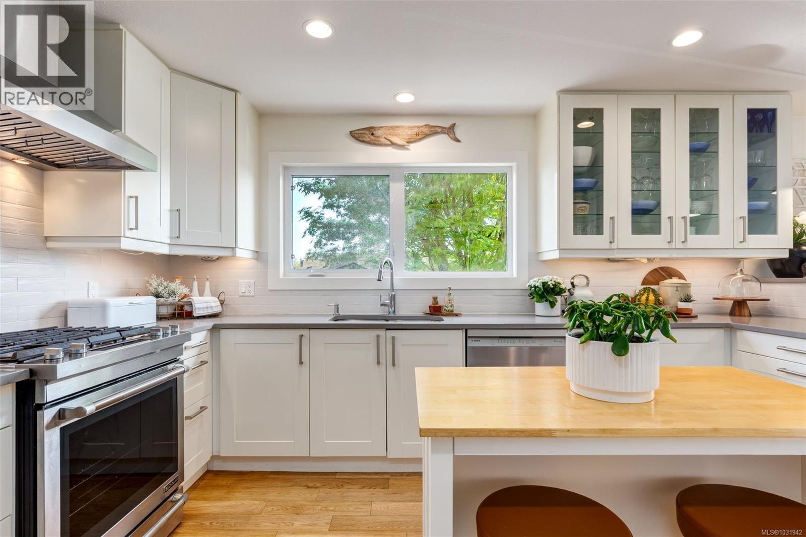 3710 Hammond Bay Rd, Nanaimo, British Columbia  V9T 1G1 - Photo 11 - 1031942