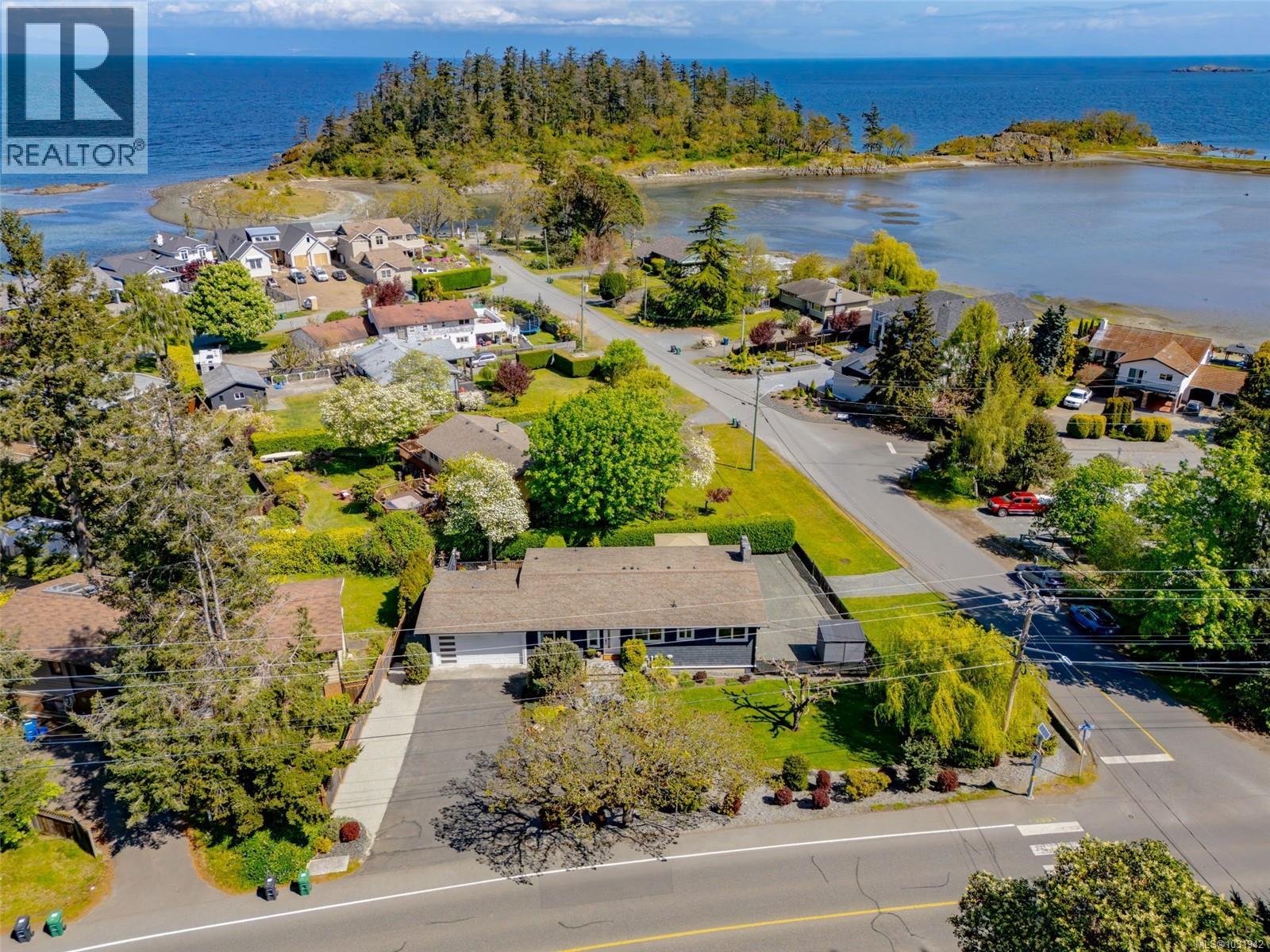 3710 Hammond Bay Rd, Nanaimo, British Columbia  V9T 1G1 - Photo 2 - 1031942