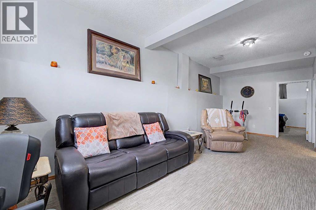 49 Martin Crossing Way NE, Calgary, Alberta  T3J 3V2 - Photo 19 - A2305840